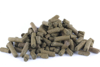 Konopné pokrutiny 13 mm krmné pro koně 5 kg